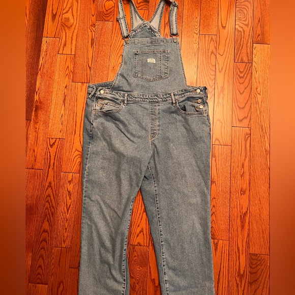 Levi's overalls - Picture 1 of 5